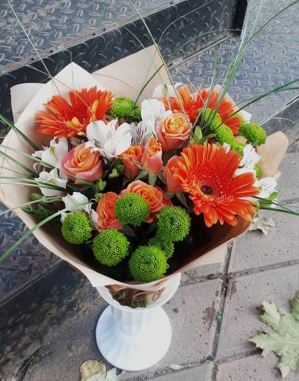Букет цветов из: Герберы, Хризантемы, Альстромерии и Розы в Привольном