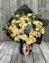 Букет цветов из:  Розы и Лизиантусы #REPLACE_PRED# Привольном