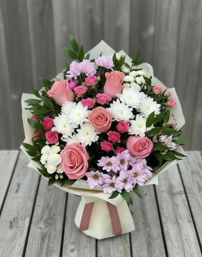 Букет цветов из: Альстромерии, Гвоздики, Розы и Хризантемы в Привольном
