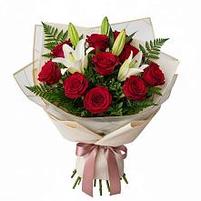 Букет цветов из:  Лилии и Розы в Привольном