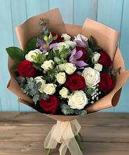 Букет цветов из:  Розы и Альстромерии в Привольном
