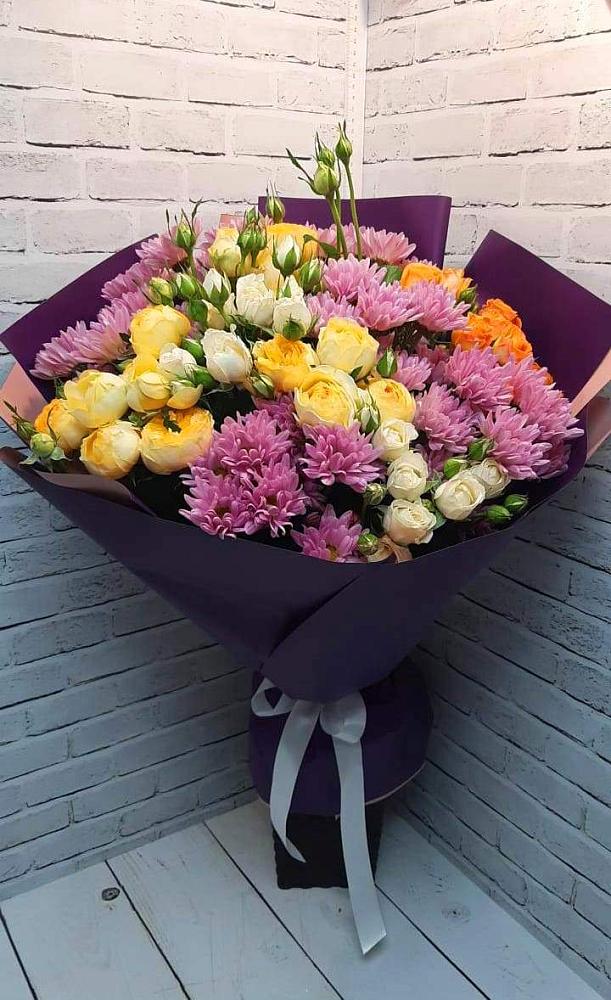 Букет цветов из: Хризантемы и Розы в Привольном