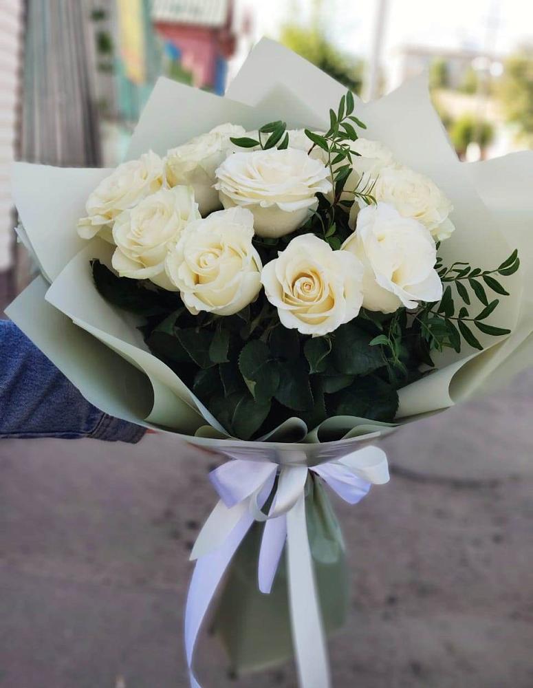 Букет Белые розы Проуд в Привольном