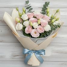 Букет цветов из:  Лизиантусы в Привольном