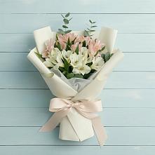 Букет цветов из:  Альстромерии в Привольном