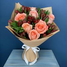 Букет цветов из:  Розы и Альстромерии #REPLACE_PRED# Привольном