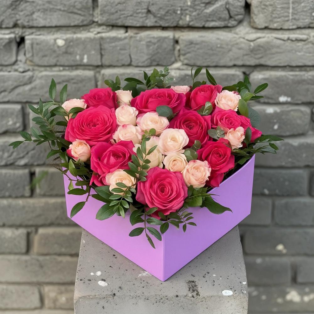 Цветочная композиция из Розы в коробке в Привольном