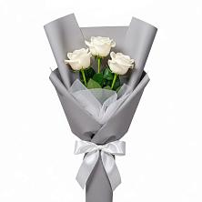 Букет 3 белые розы в Привольном