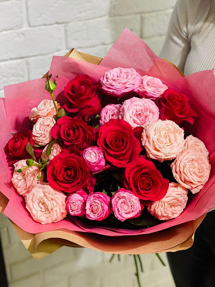 Букет цветов из: Розы в Привольном