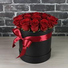 Цветочная композиция из Розы в шляпной коробке в Привольном