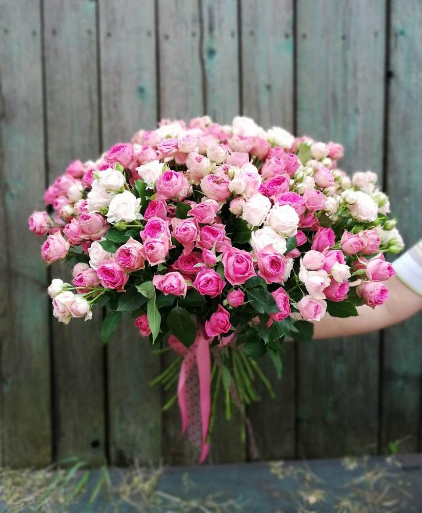 Букет Розовые кустовые розы Натали и Лав Лидия в Привольном