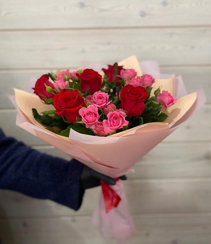 Букет цветов из: Розы в Привольном