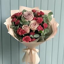 Букет цветов из:  Гвоздики и Розы в Привольном